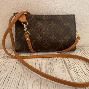 Louis Vuitton Crossbody Bag